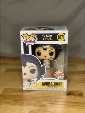 Funko Pop #1071 Schitt's Creek Moira Rose Special Edition